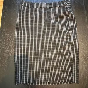 Black and White Checkered Skirt by Elle